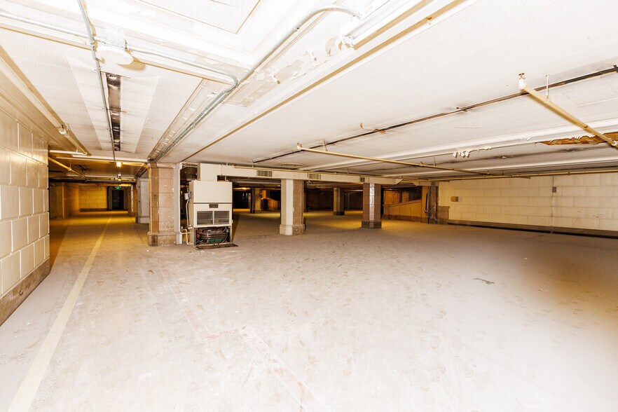 More Photos Of 417 S Hill St, Los Angeles Office For Sale