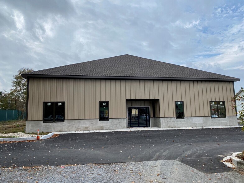 Primary Photo Of 2746 Pulaski Hwy, Newark Light Distribution For Lease