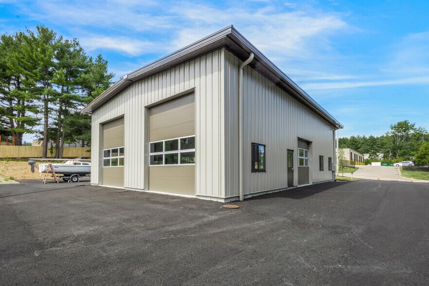 More Photos Of 4 David Rd, Norfolk Industrial For Sale