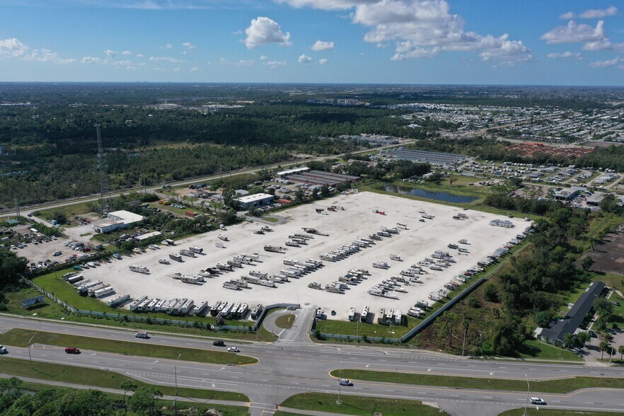 More Photos Of 2521 N Tamiami Trl, North Fort Myers Land For Lease