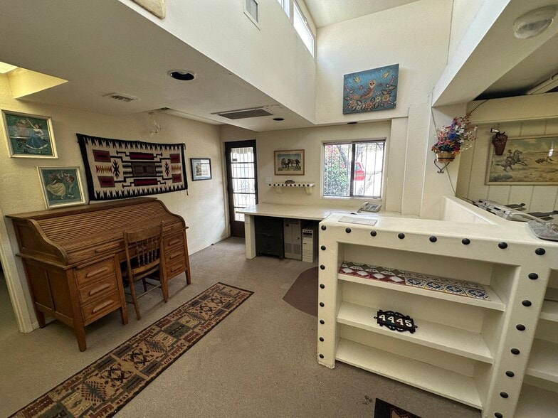 More Photos Of 4445 N 24th St, Phoenix Loft Creative Space For Sale