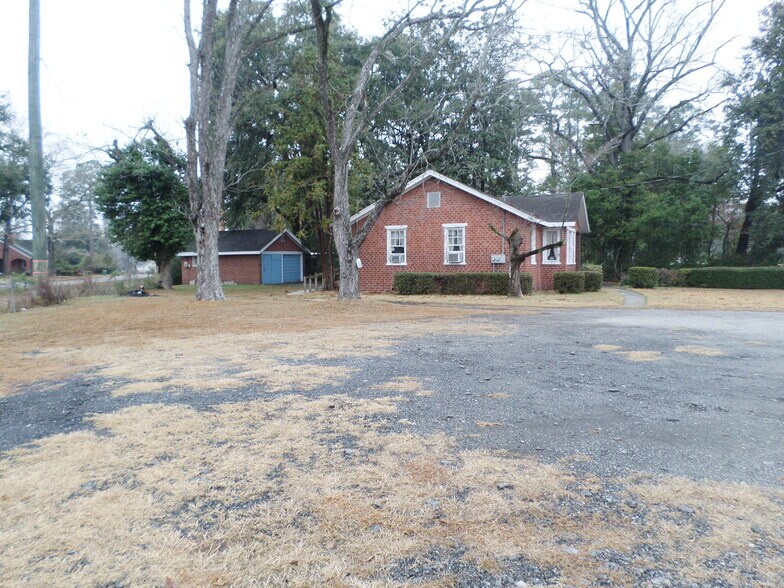 More Photos Of 153 Main St, Savannah Office For Sale