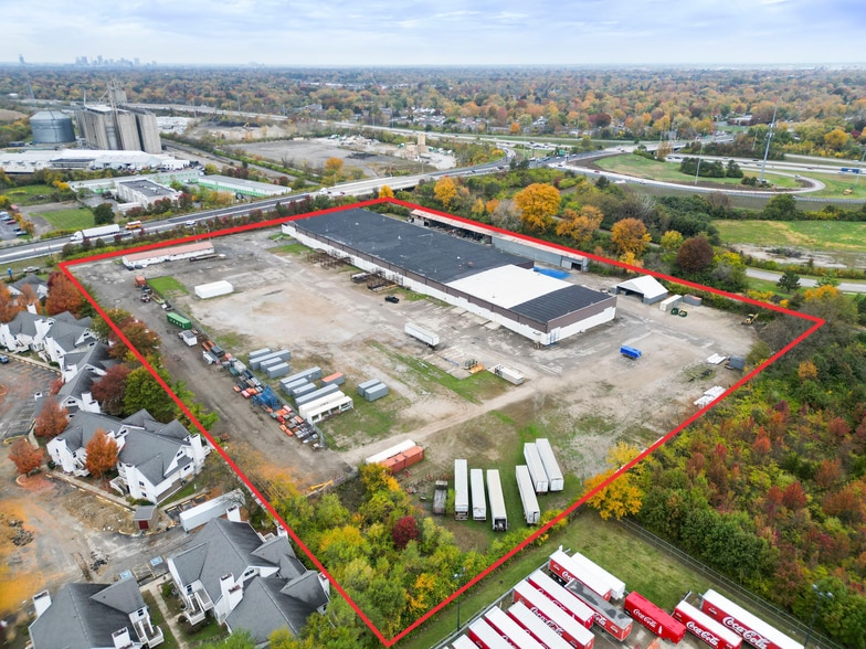 More Photos Of 2040 S Hamilton Rd, Columbus Distribution For Sale