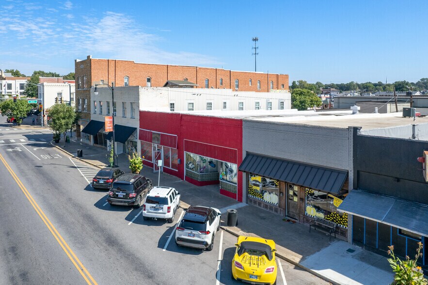 More Photos Of 117-119 N Main St, Sand Springs Storefront Retail Residential For Lease