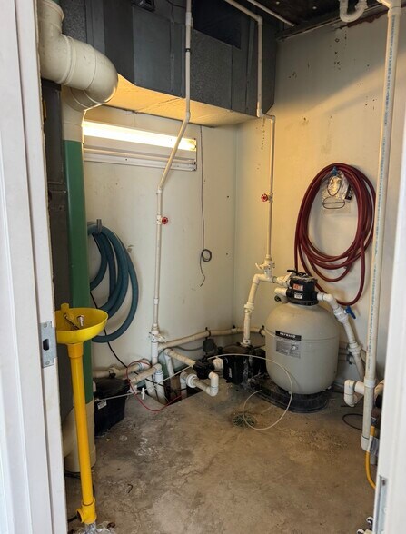 More Photos Of 177 Meadowbrook Ln, Duncansville Rehabilitation Center For Lease