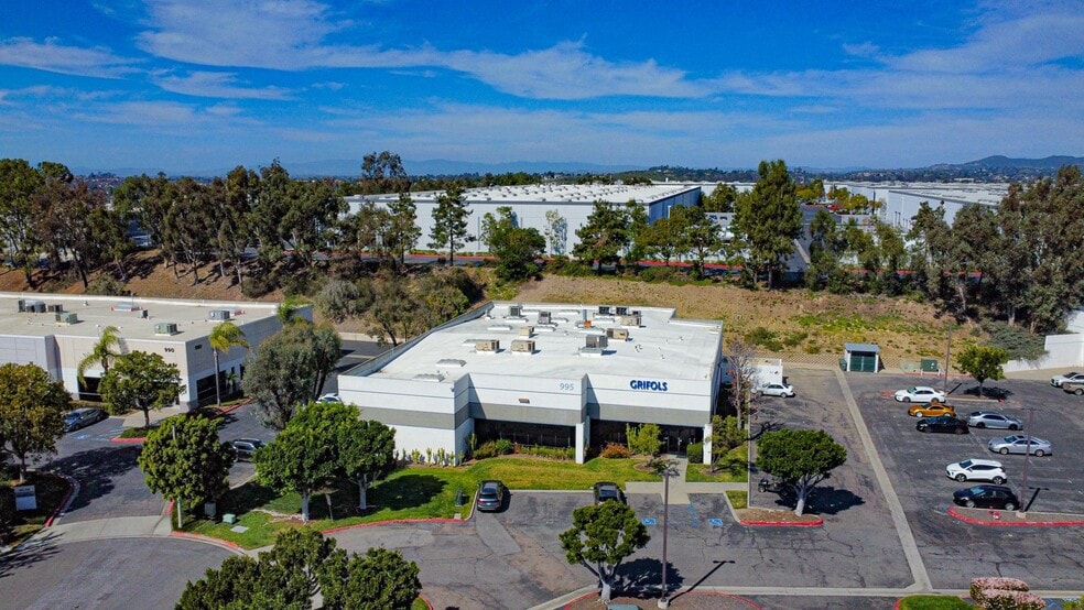 More Photos Of 995 Park Center Dr, Vista Research And Development For Sale