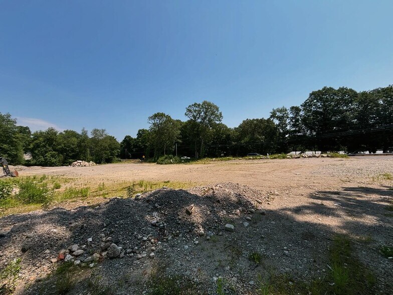 More Photos Of 909 Main St, Monroe Land For Sale