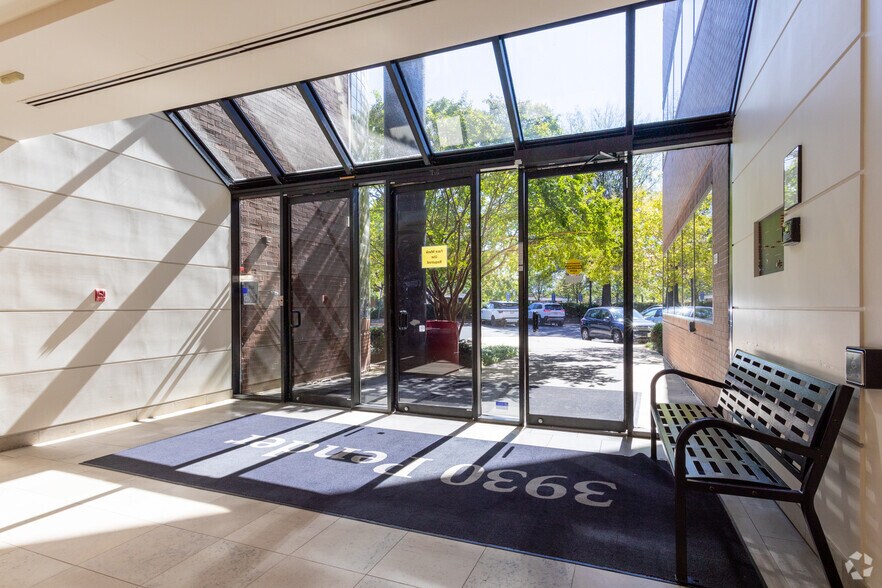 More Photos Of 3930 Pender Dr, Fairfax Medical For Lease