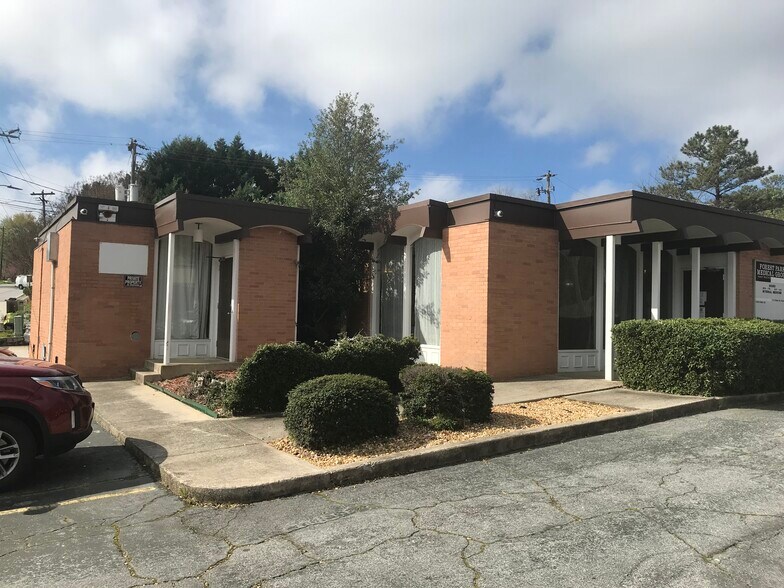 More Photos Of 1019 Astor Ave, Forest Park Medical For Sale