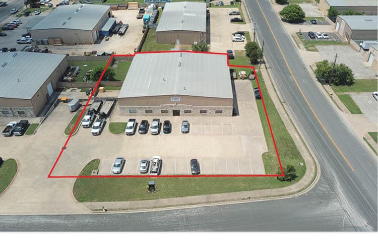 More Photos Of 2201 Patterson Industrial Dr, Pflugerville Warehouse For Lease