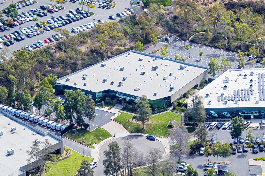 More Photos Of 5015 Shoreham Pl, San Diego Loft Creative Space For Sale