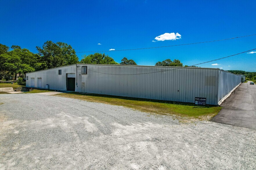 More Photos Of 1215 S Brightleaf Blvd, Smithfield Warehouse For Lease