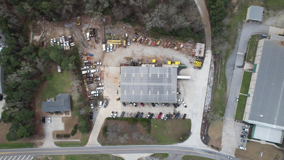 More Photos Of 2487 Bright Star Rd, Douglasville Warehouse For Lease