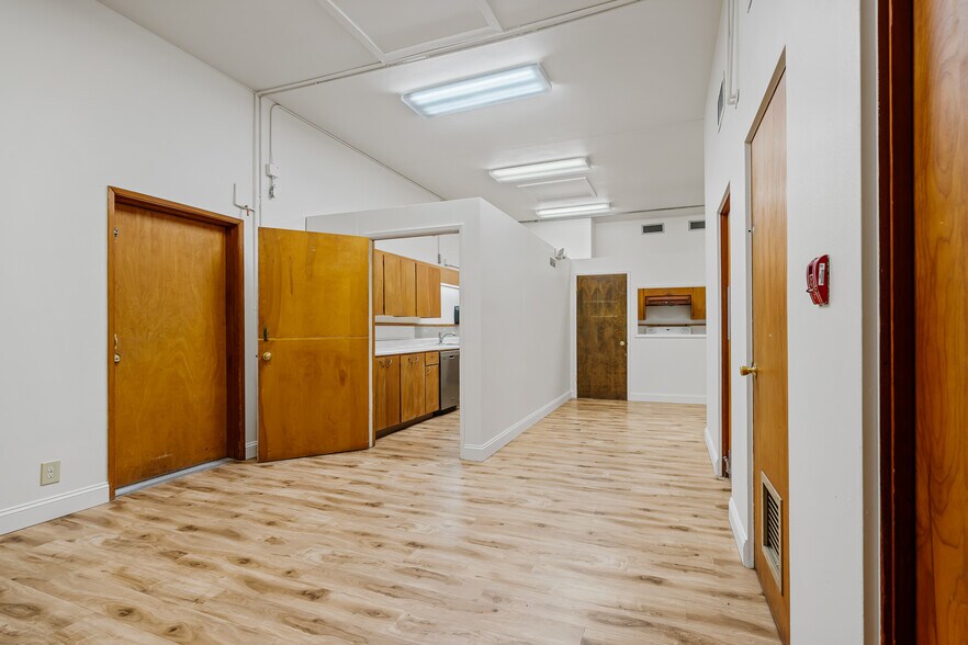 More Photos Of 1201 N B St, Ellensburg Specialty For Lease