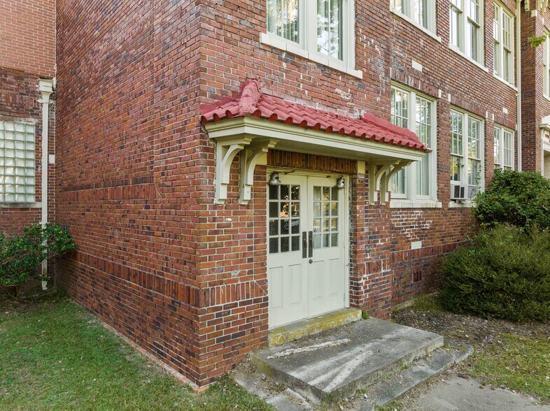 More Photos Of 1217 N Pasteur St, New Bern Specialty For Sale