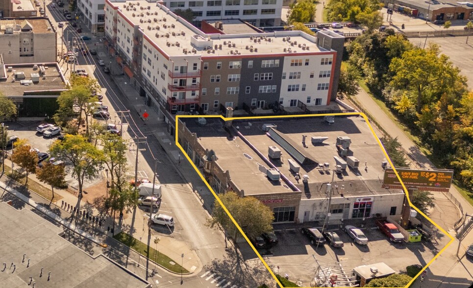 More Photos Of 1813-1819 E Kenilworth Pl, Milwaukee Unknown For Lease