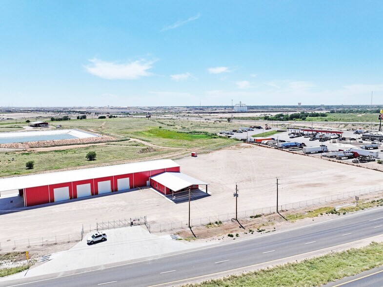 More Photos Of 930 338 loop, Odessa Warehouse For Lease