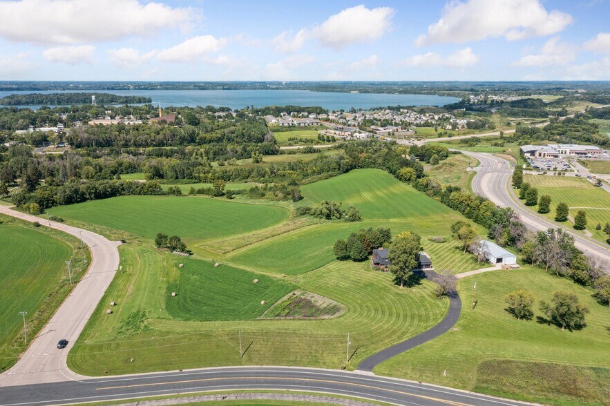 More Photos Of 700 10th St E, Waconia Land For Sale