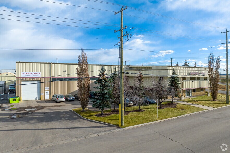 More Photos Of 11488 70th St SE, Calgary Warehouse For Sale