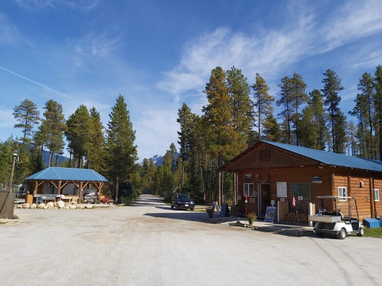 More Photos Of 991 Frontage rd, Blue River Trailer Camper Park For Sale