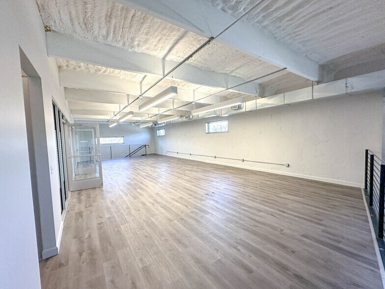 More Photos Of 3000 E Cesar Chavez St, Austin Office For Lease