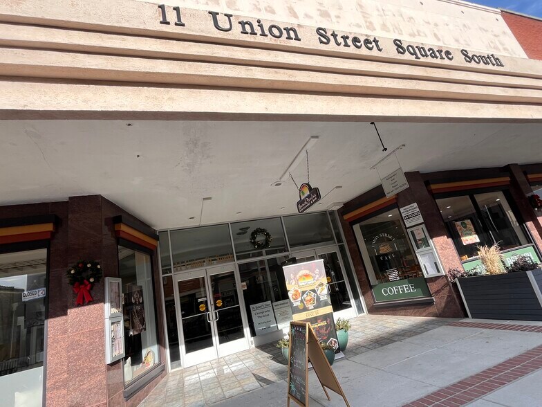 More Photos Of 11 Union St S, Concord Office For Lease