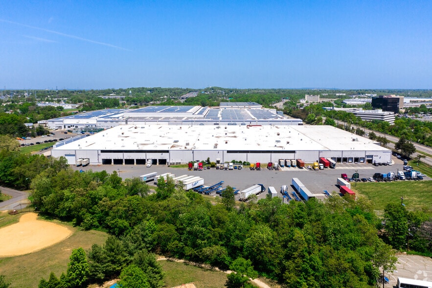 More Photos Of 3001 Woodbridge Ave, Edison Warehouse For Lease