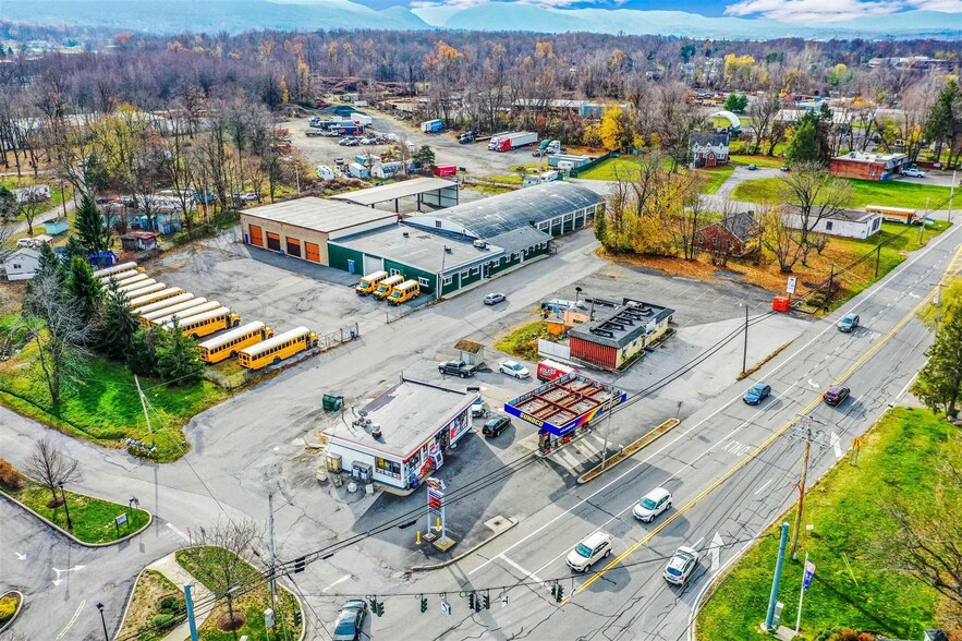 Primary Photo Of 1462 Route 9D, Wappingers Falls Service Station For Sale