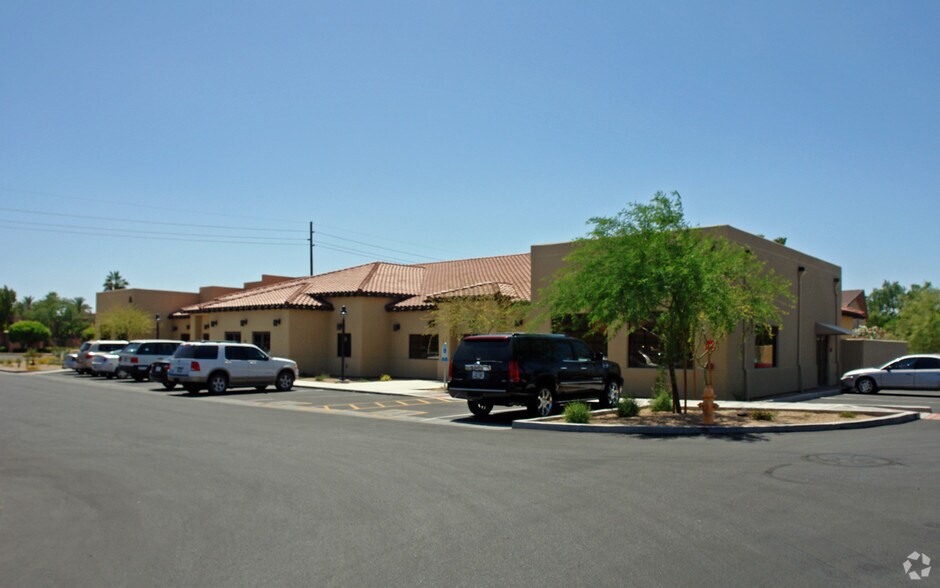 More Photos Of 5410 N Scottsdale Rd, Paradise Valley Unknown For Lease
