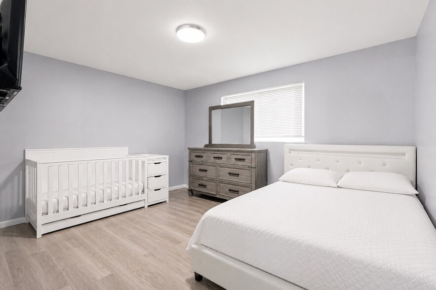 More Photos Of 79 Yaun Ave, Liberty Apartments For Sale