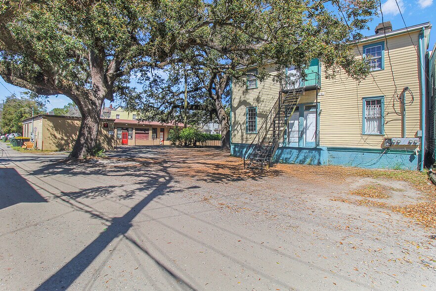 More Photos Of 301 E Henry St, Savannah Multifamily For Sale