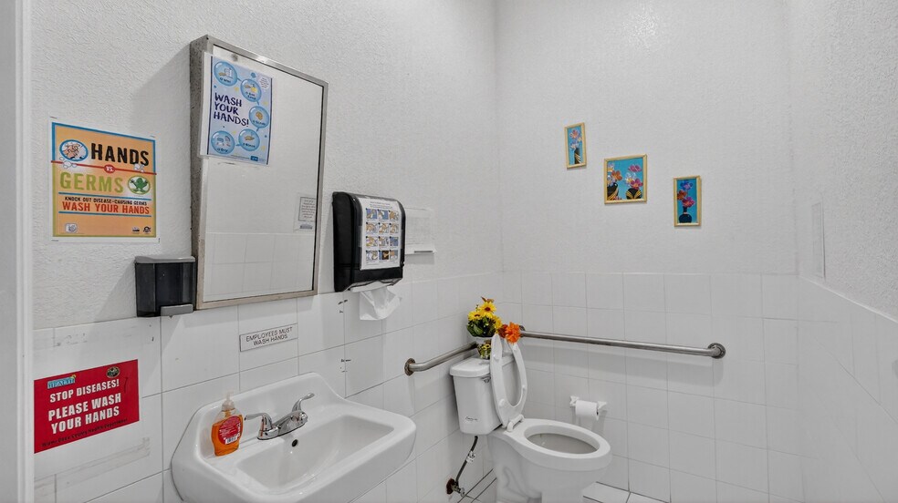 More Photos Of 750 NW 96th St, Miami Daycare Center For Sale