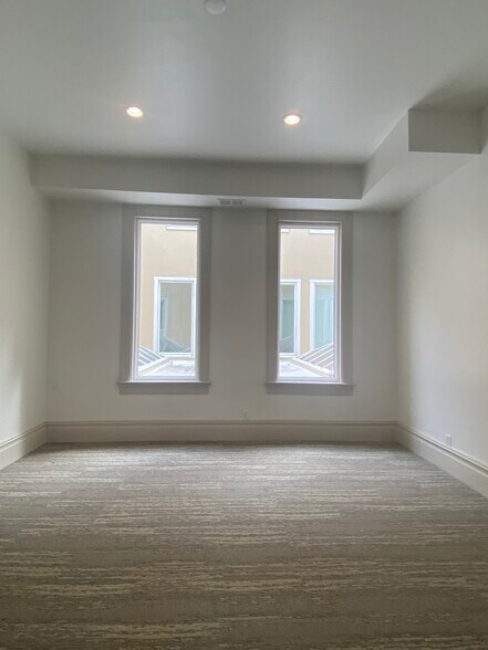 More Photos Of 1718 7th Ave E, Tampa Loft Creative Space For Lease