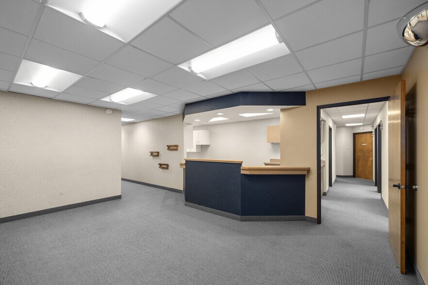 More Photos Of 1250 Burns Way, Kalispell Medical For Lease