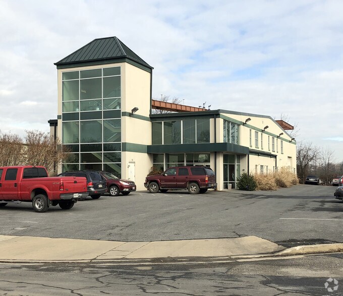 More Photos Of 6339 Howard Ln, Elkridge Office For Lease