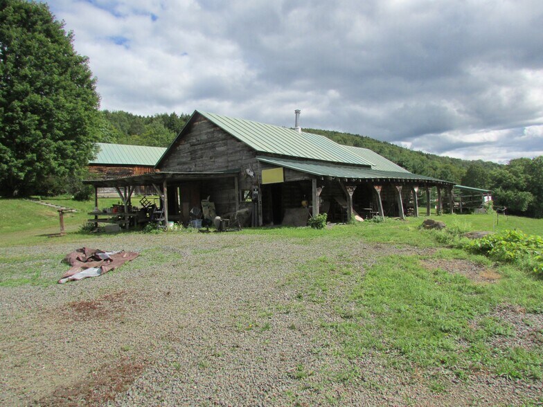 More Photos Of 72 Wood Rd, Quechee Industrial For Sale