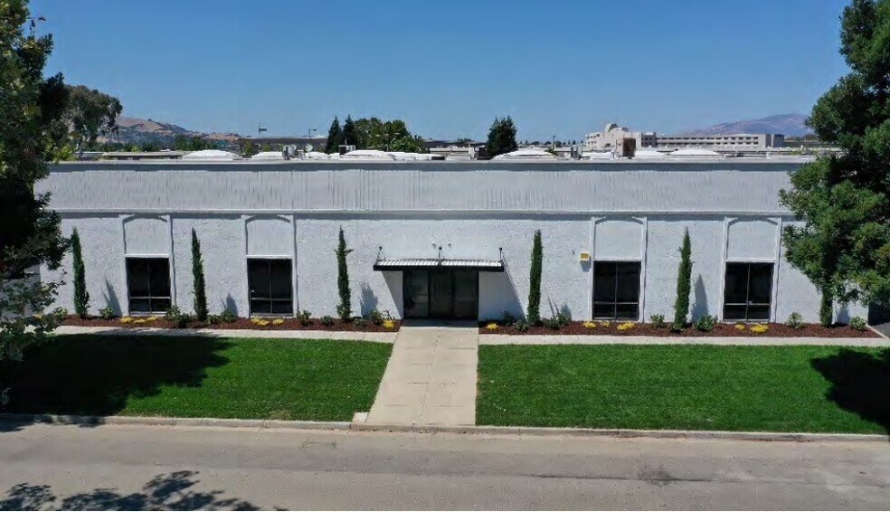 More Photos Of 7034 Commerce Cir, Pleasanton Warehouse For Lease