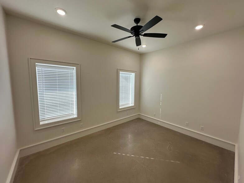 More Photos Of 9010 County Road 6820, Lubbock Industrial For Lease
