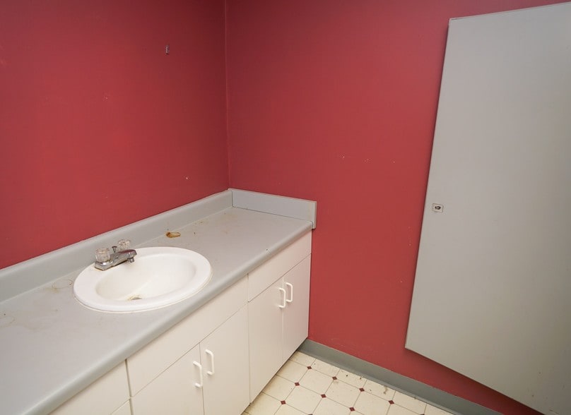 More Photos Of 917 E 16th St, Chattanooga Office For Lease