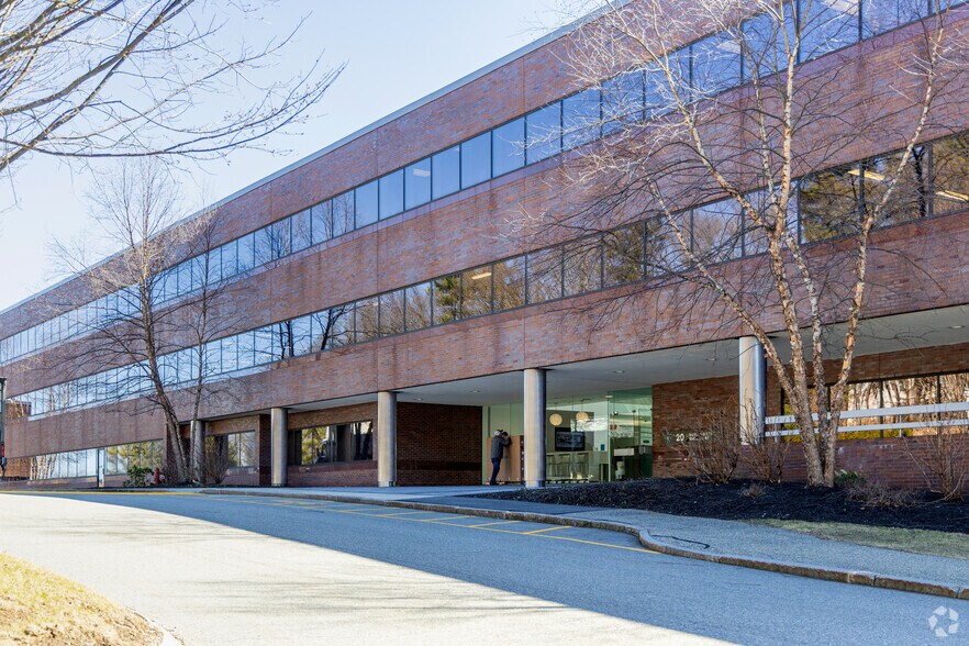 More Photos Of 20 Burlington Mall Rd, Burlington Office For Lease