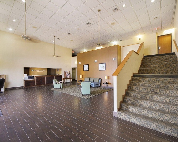 More Photos Of 1301 W Expressway 83, Pharr Hotel For Sale