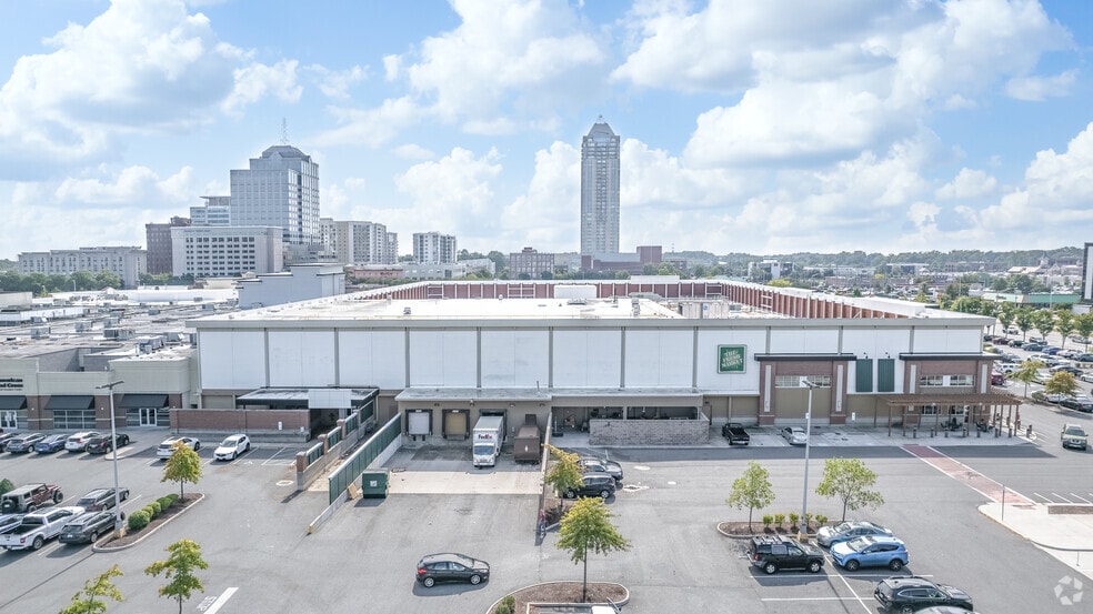 More Photos Of 4588 Virginia Beach Blvd, Virginia Beach General Retail For Lease
