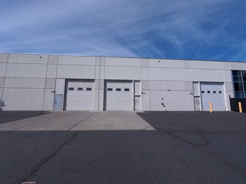 More Photos Of 1004 SW Emkay Dr, Bend Flex For Sale
