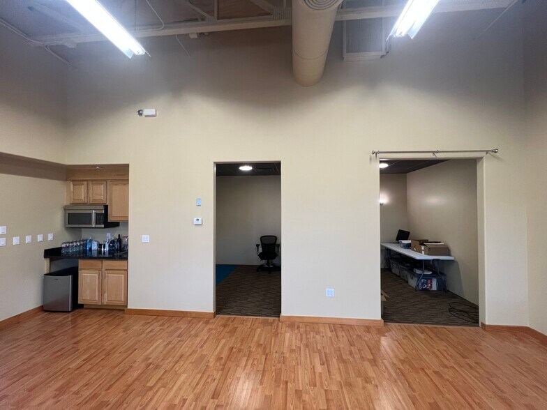 More Photos Of 33777 N Scottsdale Rd, Scottsdale Medical For Sale