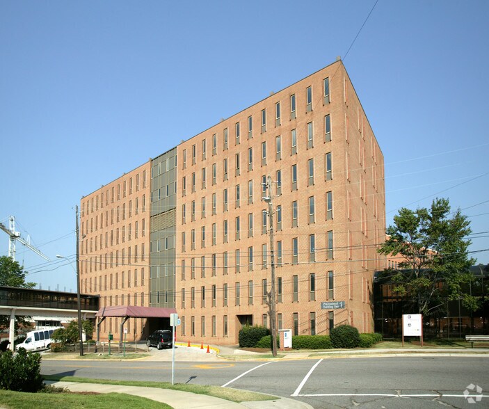 More Photos Of 2660 10th Ave S, Birmingham Medical For Lease