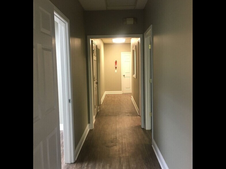 More Photos Of 500 New Hope Rd, Raleigh Light Distribution For Lease