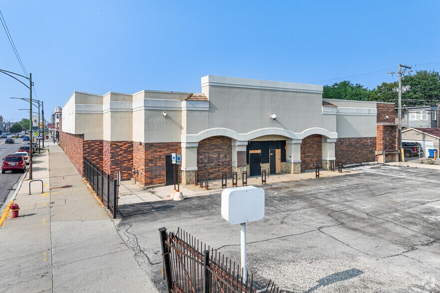 Primary Photo Of 8025 S Ashland Ave, Chicago Freestanding For Lease