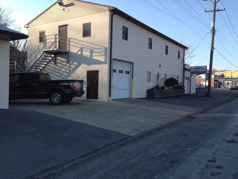 More Photos Of 130 E O'Hara St, Mc Donald Freestanding For Sale