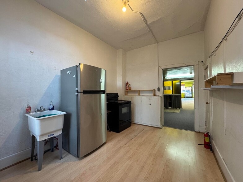 More Photos Of 518 Main St, Walsenburg Storefront Retail Residential For Sale