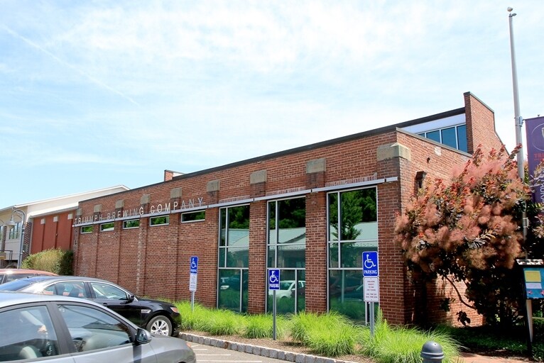 More Photos Of 500-580 Union Square Dr, New Hope Coworking Space